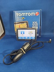 TomTom GPS Navigation XXL 550 Lifetime Traffic Edition TESTED w/ Car Charger
