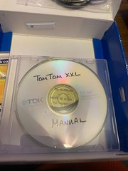 TomTom XXL 530-S 5″ Portable GPS Navigator Bundle Free Shipping